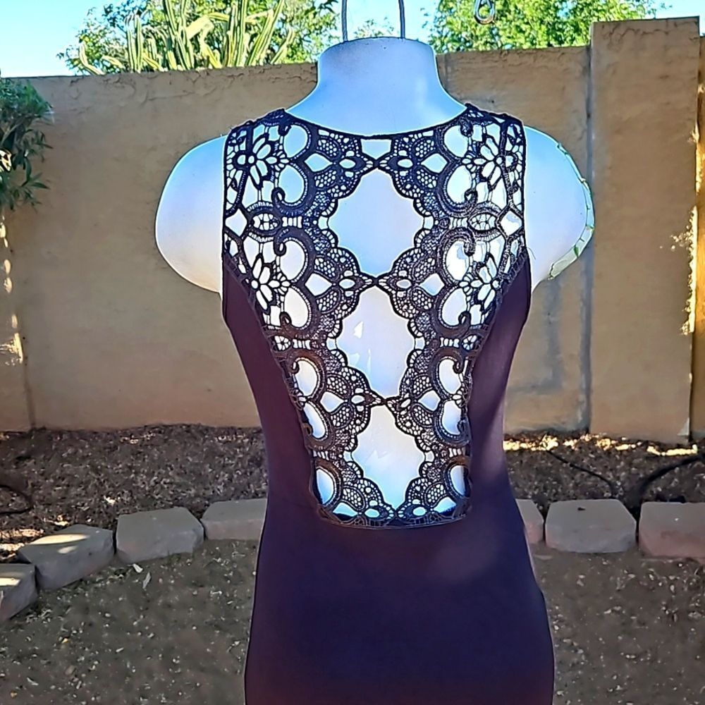 Nella Fantasia Dress Size Large EUC Lace Back Maxi  Rayon/Spandex Blend